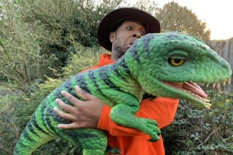 Dinosaurs set to take over Hailsham High Street - Hailsham Newspaper