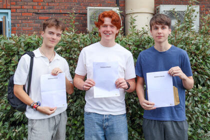 Hailsham Academy students celebrate GCSE results - Hailsham Newspaper