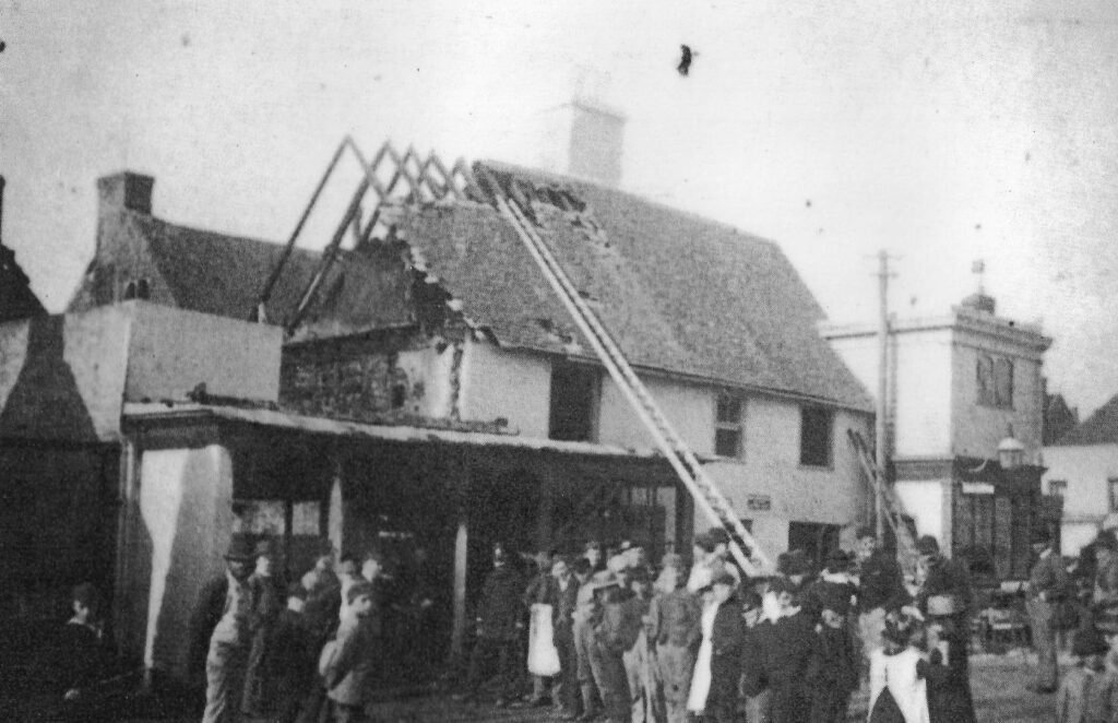 Fleur de Lys fire 1889